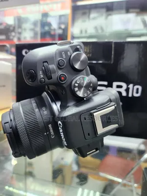 Canon Eos R10+Canon 18-45mm F4.5-6.3 Is STM