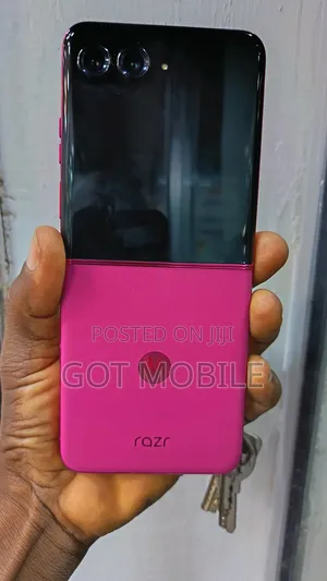 Motorola Razr 50 Ultra 512 GB Pink