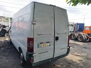 Peugeot Boxer 2005 White