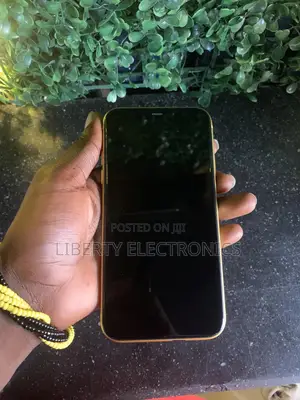 Apple iPhone 11 256 GB Yellow