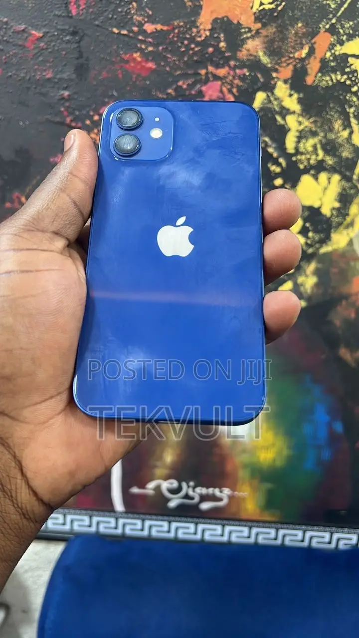 Apple iPhone 12 64 GB Blue