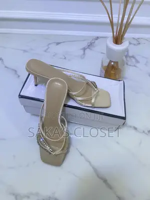 Female Heel Slippers