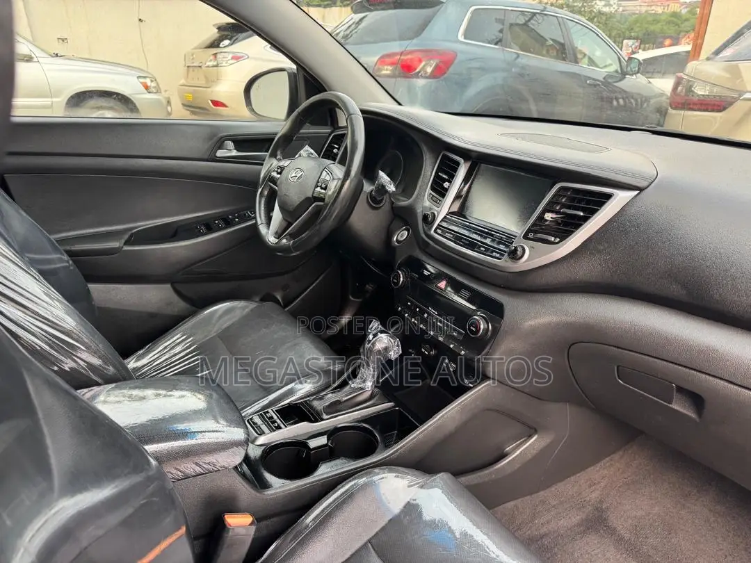Hyundai Tucson 2016 Black