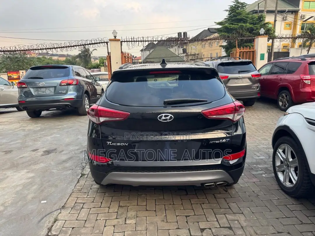 Hyundai Tucson 2016 Black