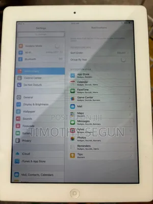 Apple iPad Wi-Fi 64 GB Silver