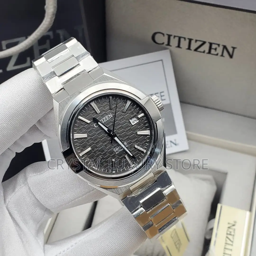 Citizen Quality Luxury Men Automatic Engine Wristwatch