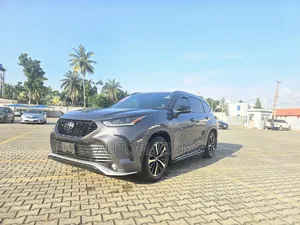 Toyota Highlander XSE AWD 2023 Black