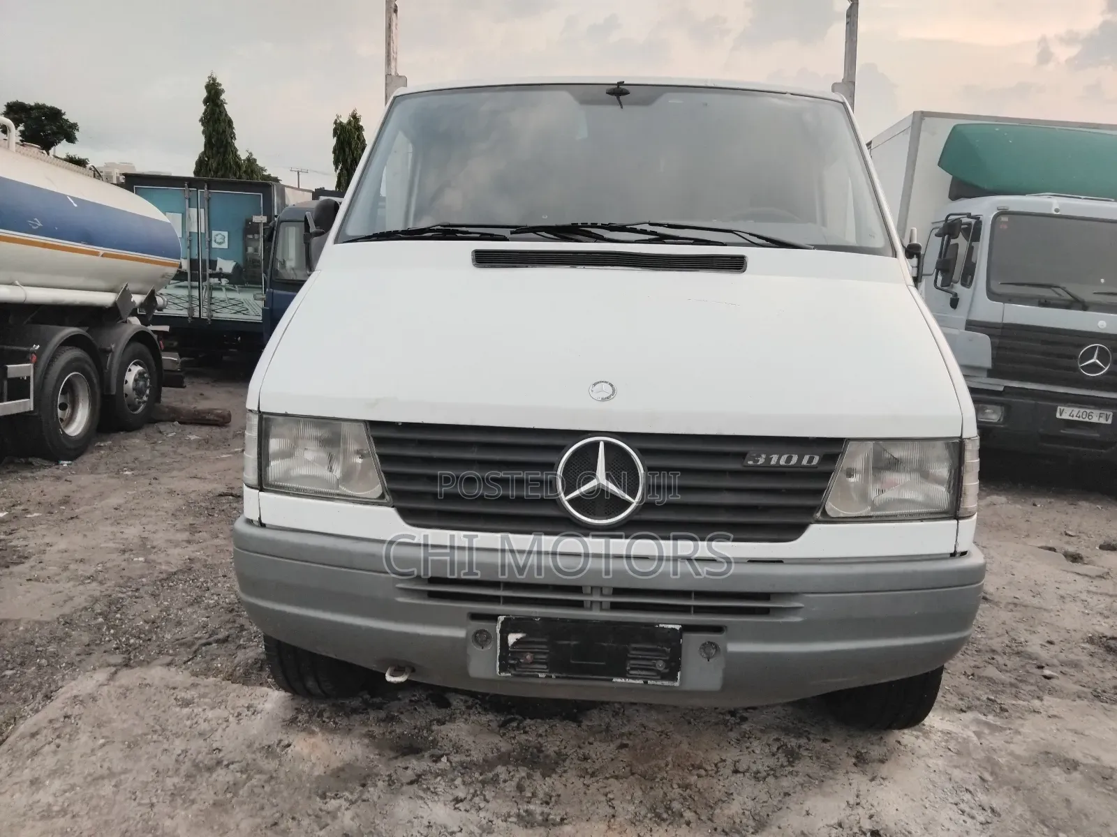 Mercedes-Benz Sprinter 2005 White
