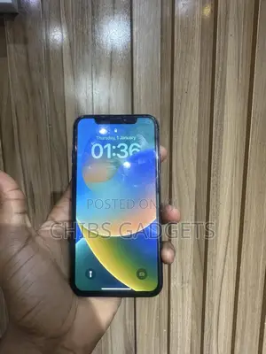 Apple iPhone X 64 GB Black