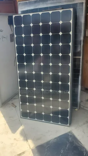 All Black 300w Sun Power Mono Panel