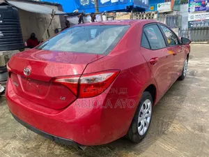 Toyota Corolla 2017 Red