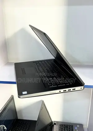 Laptop Dell Precision 7720 32GB Intel Core i7 SSD 512GB