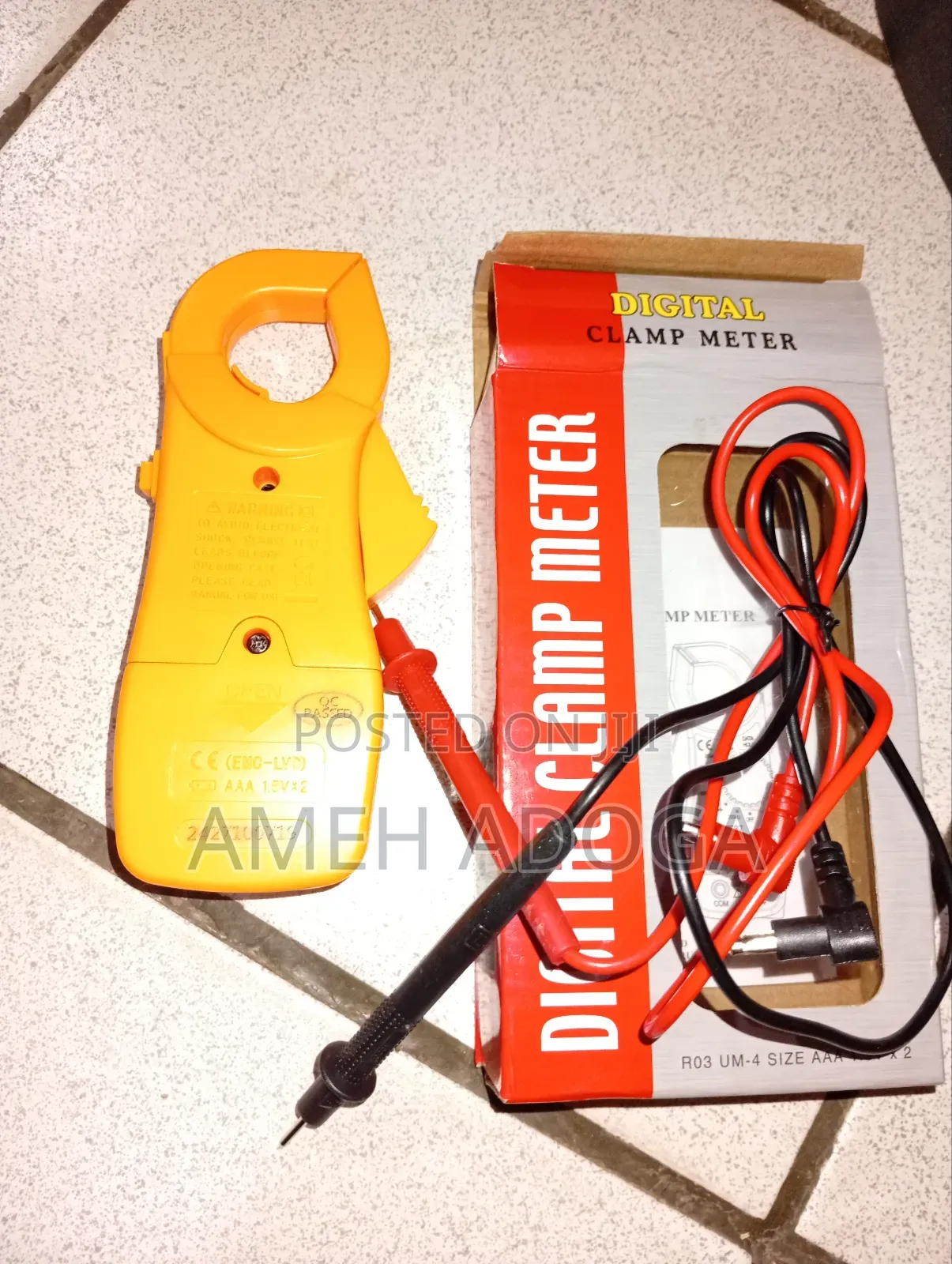 Digital Clamp Meter