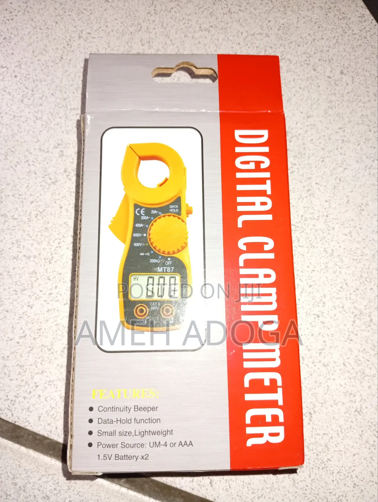 Digital Clamp Meter