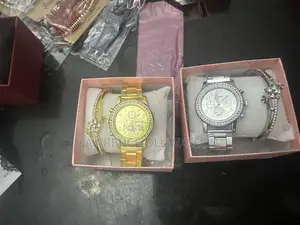 Classics Ladies Watch Fashion Bracelet Watches Gift Set Vintage