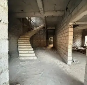 5 Bedroom Fully Detached Carcass in Apo