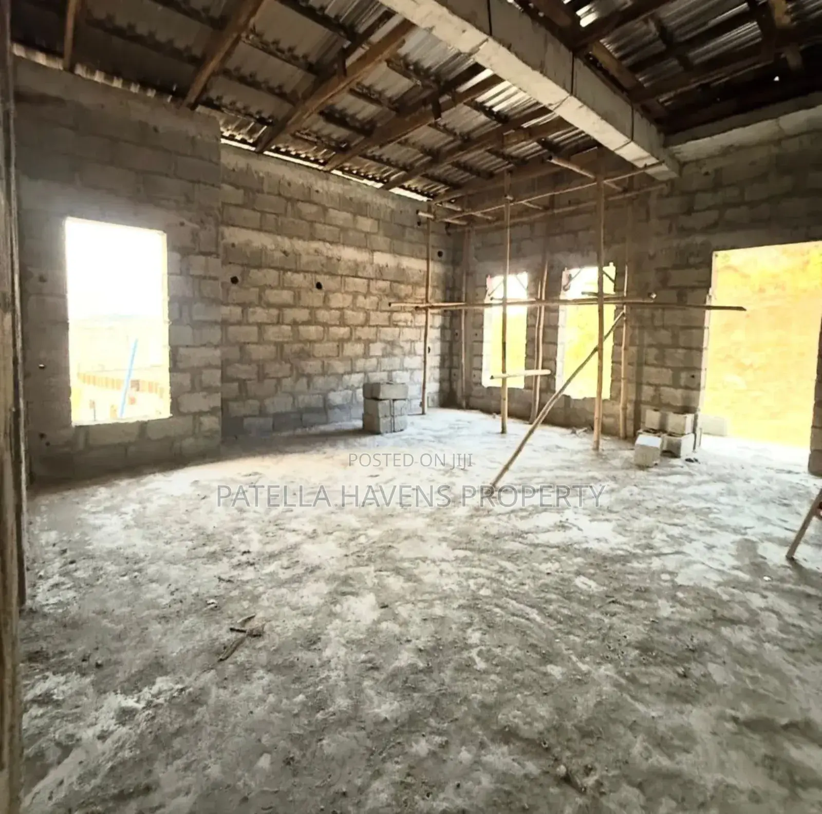 5 Bedroom Fully Detached Carcass in Apo