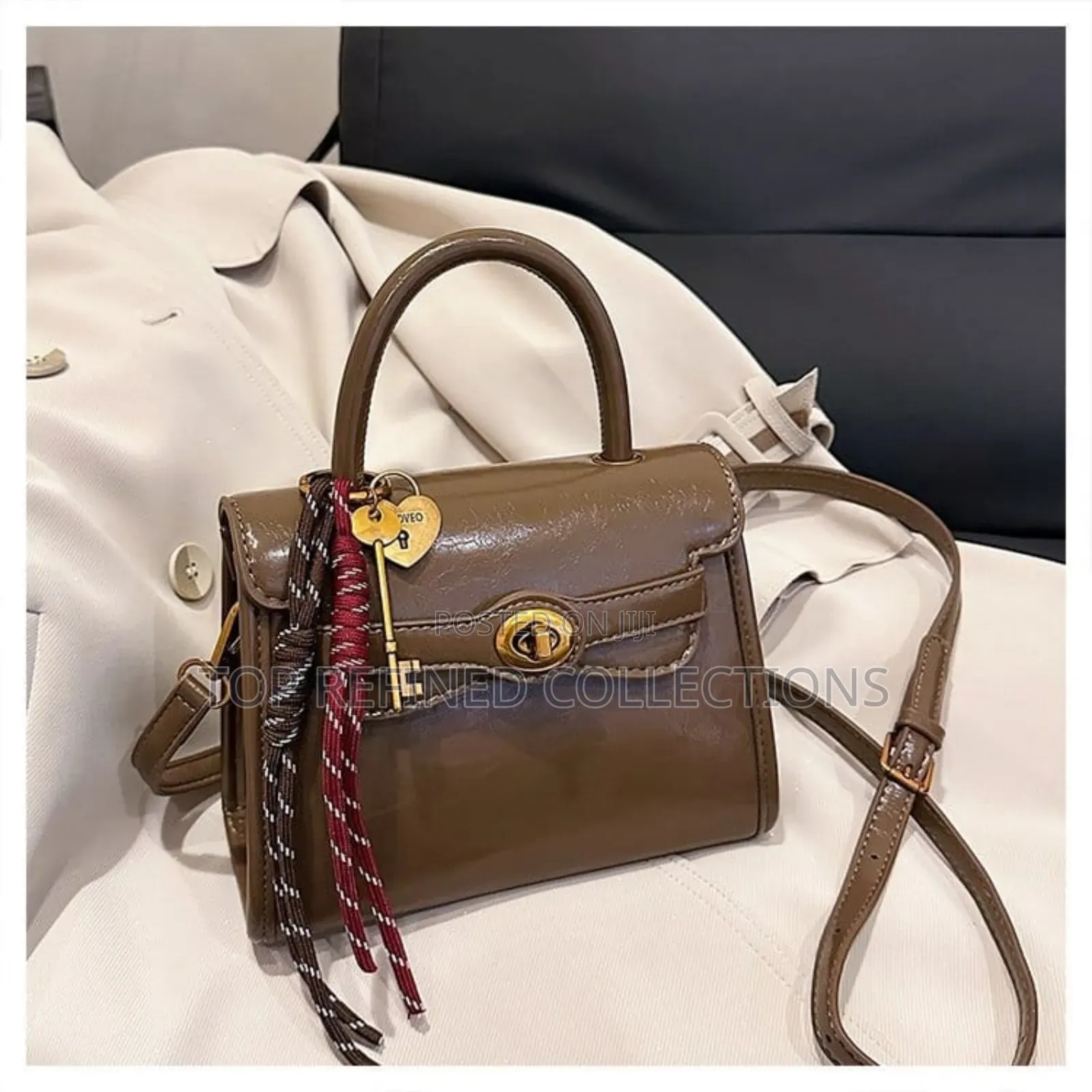 Women's Hand and Shoulder Bag
