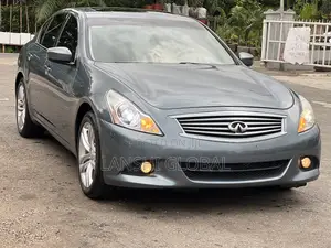Infiniti G 2010 Blue