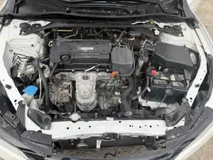 Honda Accord Sport SE 4dr Sedan FWD (2.4L 4cyl 2A) 2017 White