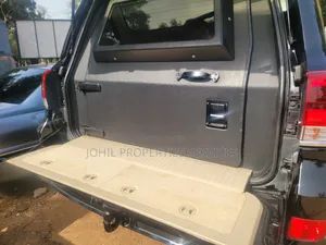 Toyota Land Cruiser 5.7 V8 VXR 2020 Black