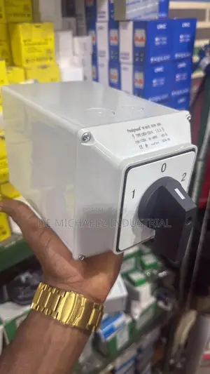 125a 1.0.2 Change Over Switch
