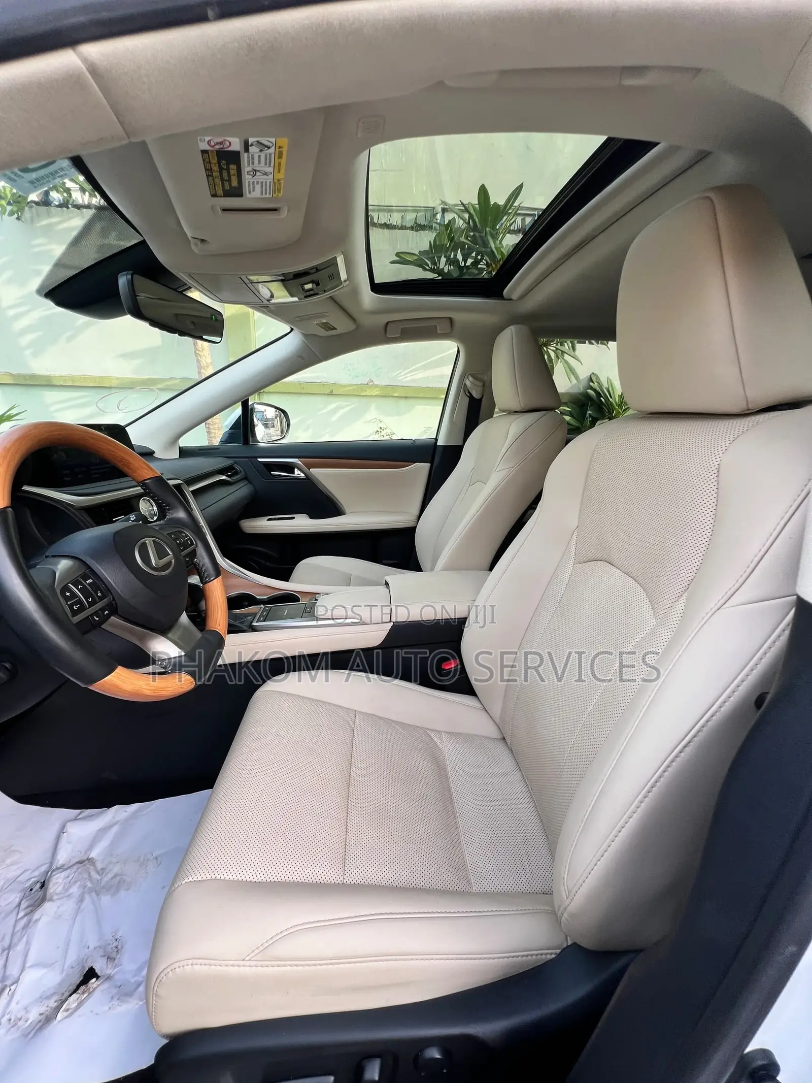 Lexus RX 2022 White