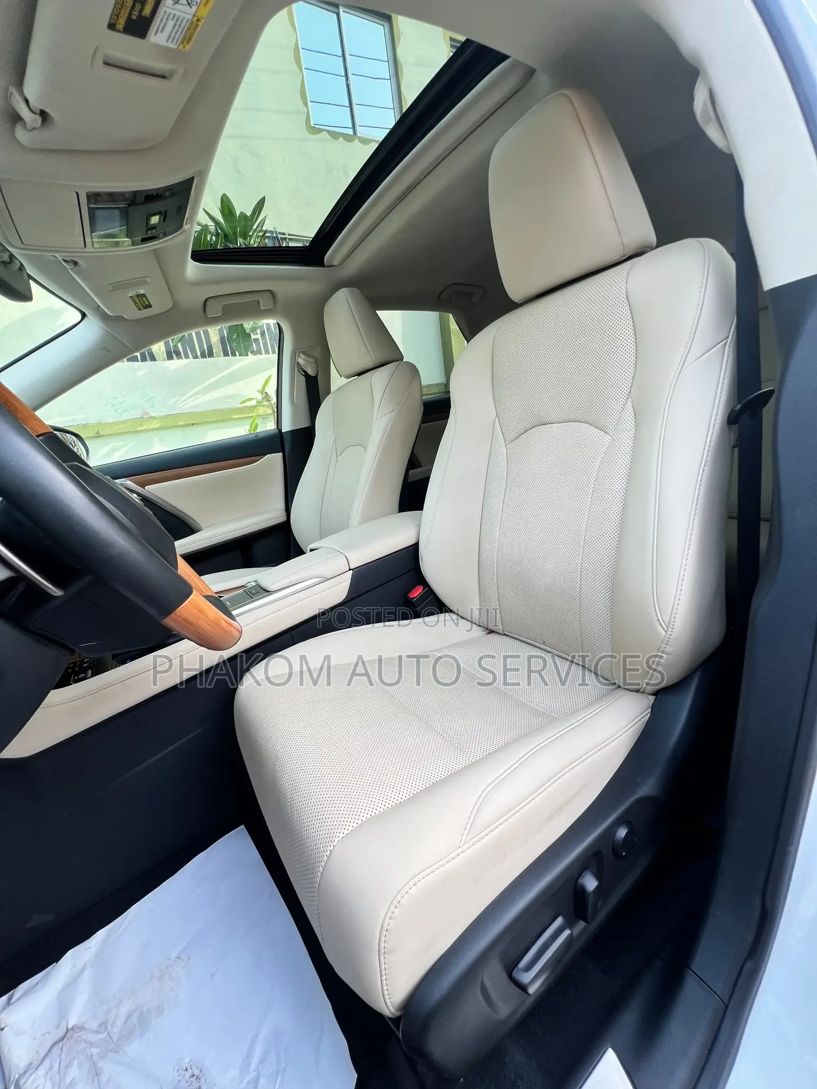 Lexus RX 2022 White
