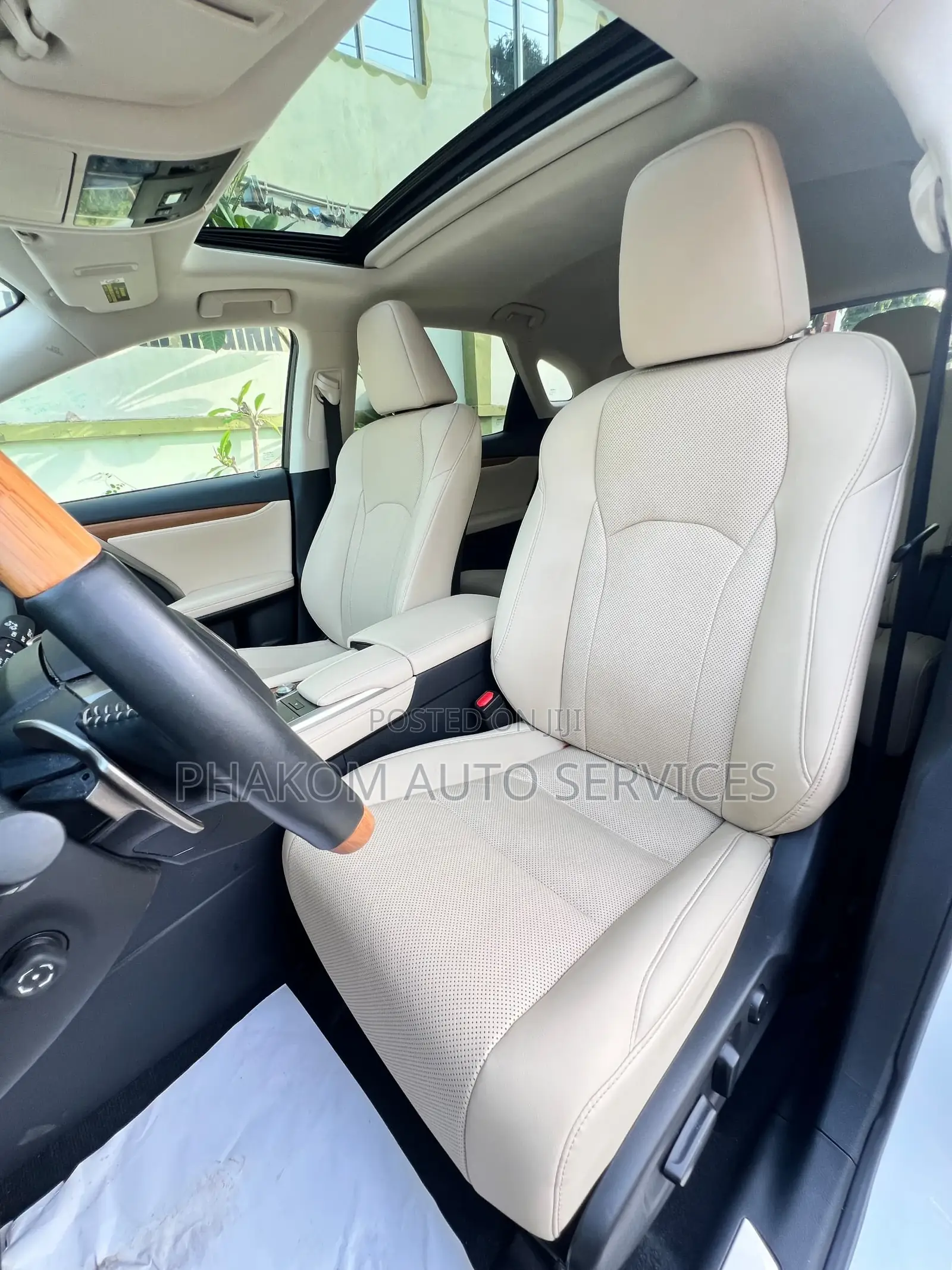 Lexus RX 2022 White