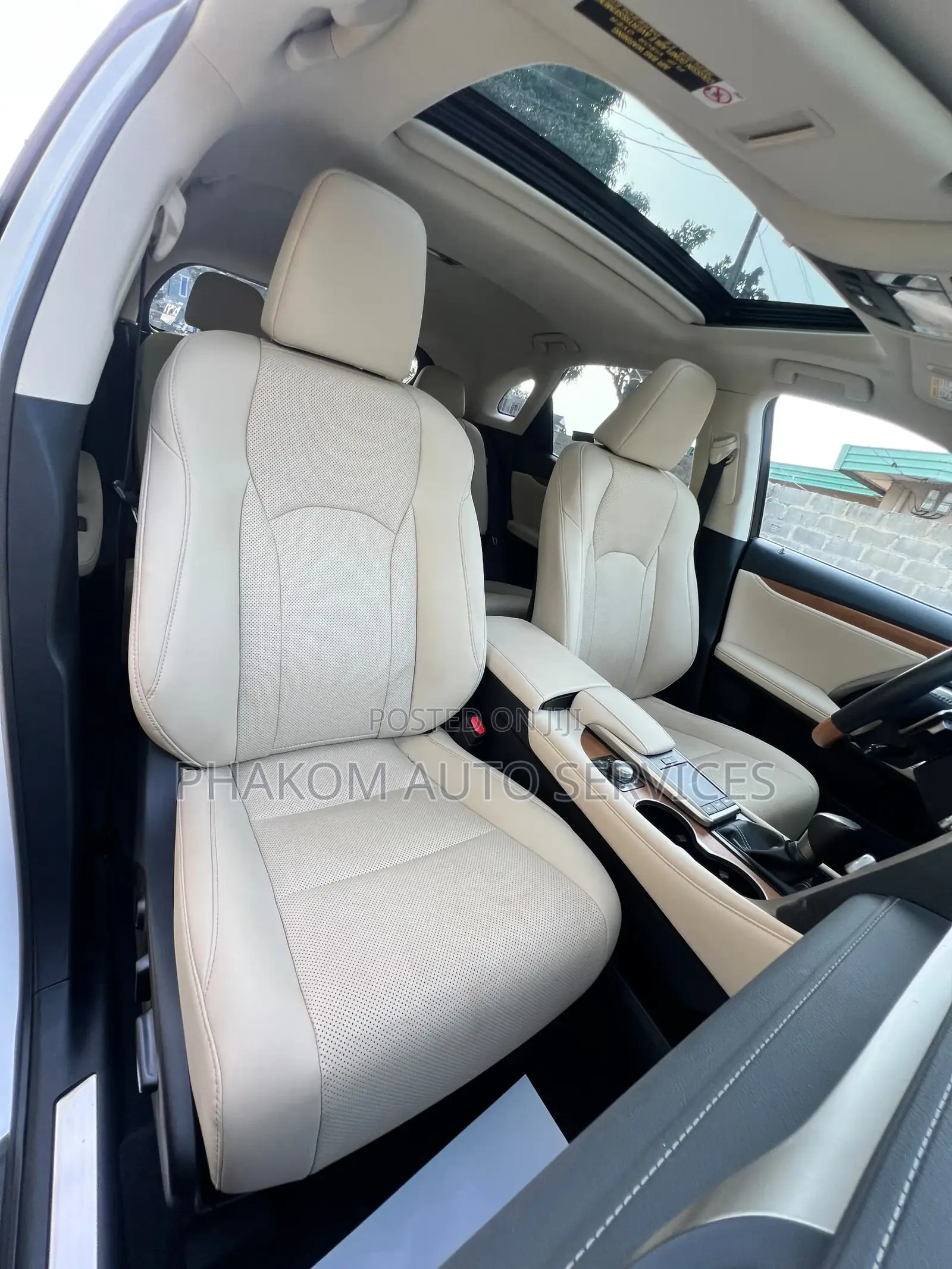 Lexus RX 2022 White