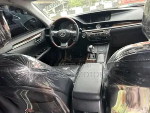 Lexus ES 2017 Black