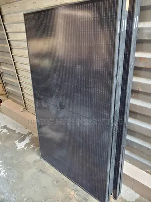 All Black 450watts Solar Panel