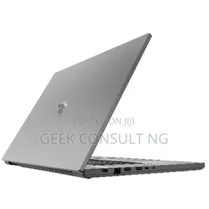 New Laptop Razer Blade 32GB Intel Core i9 SSD 2T