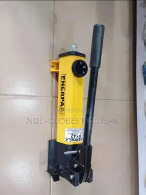 Enerpac P142 Hydraulic Hand Pump