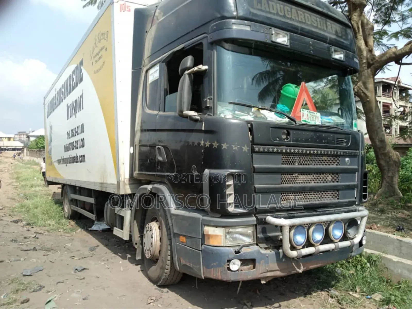 Scania 2000 Black