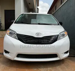 Toyota Sienna 2014 White
