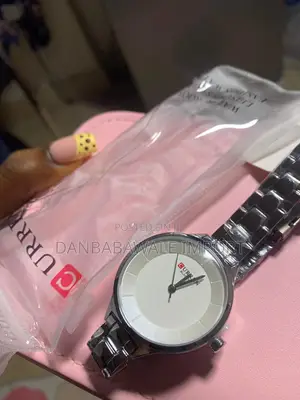 Curren Female Wristwatch