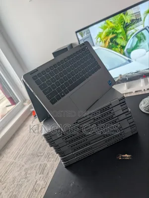 Laptop Dell Latitude 5320 16GB Intel Core I5 SSD 512GB