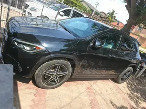 Mercedes-Benz GLA 250 2020 Black