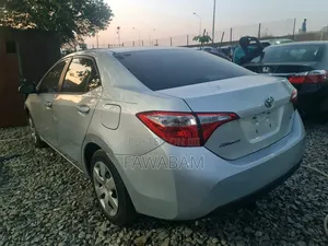 Toyota Corolla 2016 Silver