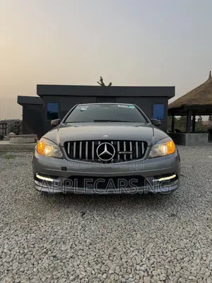 Mercedes-Benz C300 Sport Sedan RWD (3.0L 6cyl 6M) 2011 Gray
