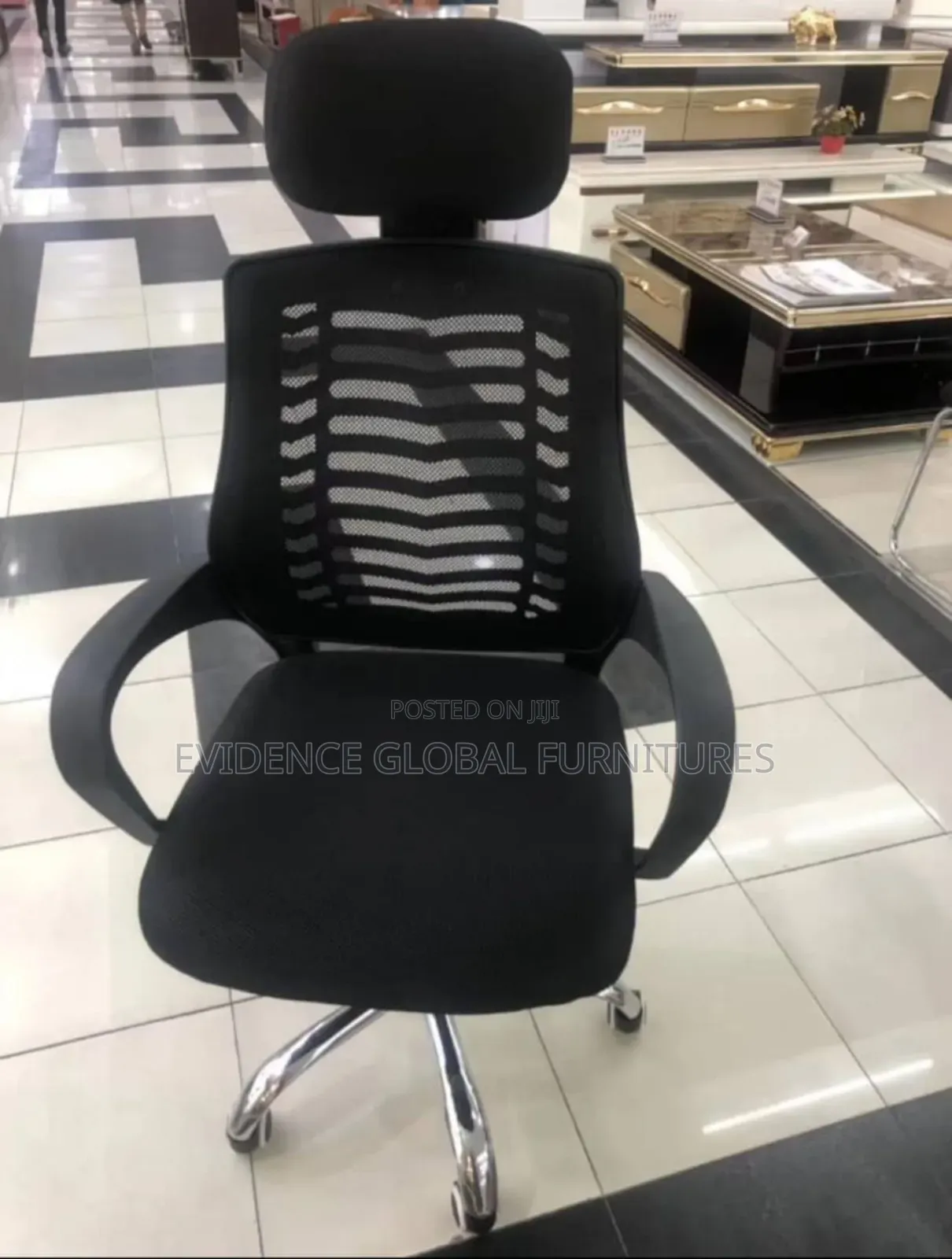 Victory With Headrest