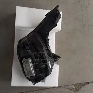 Escalade Front Head Lamp 2018