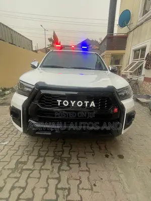 Toyota Hilux 2020 for Rent