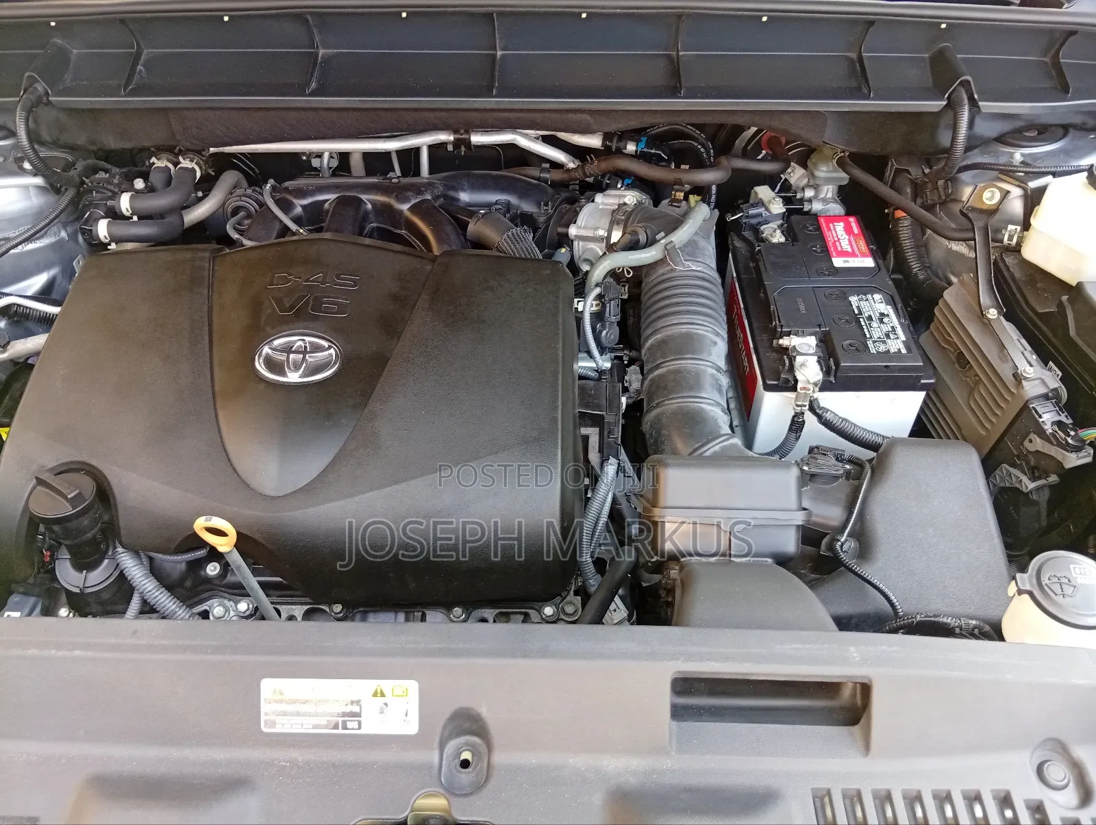 Toyota Highlander XLE 2022 Blue
