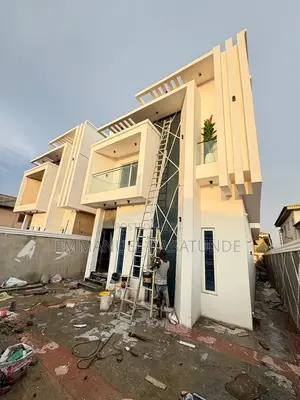 Furnished 5bdrm Duplex in Amazing Grace Estate, Ogba for sale