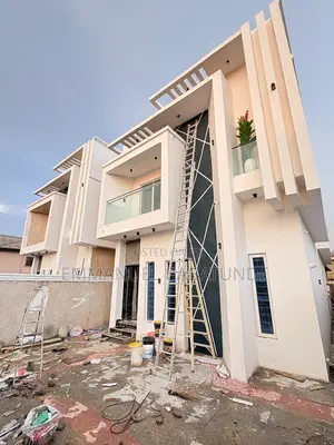 Furnished 5bdrm Duplex in Amazing Grace Estate, Ogba for sale
