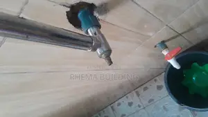 6bdrm Block of Flats in Ugbor Gra, Ikpoba-Okha for sale
