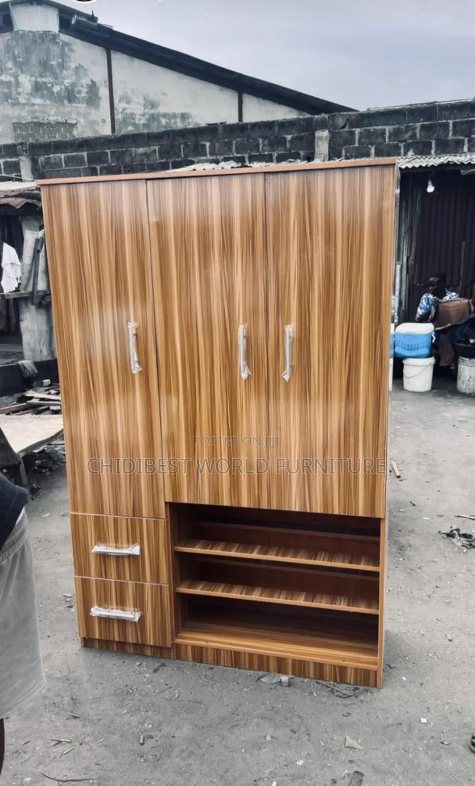 4feet by 6feet Wardrobe