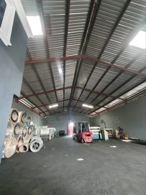 Aluminum Warehouse and Work